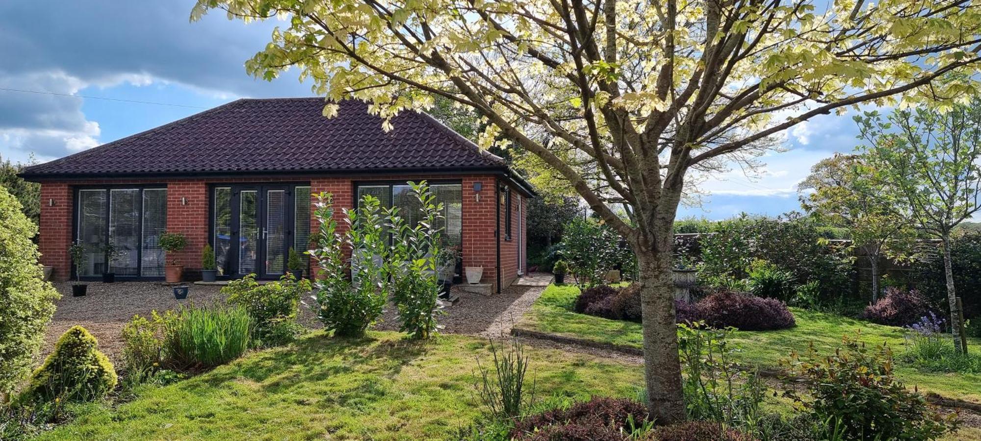 Begonia Cottage Briston Luaran gambar